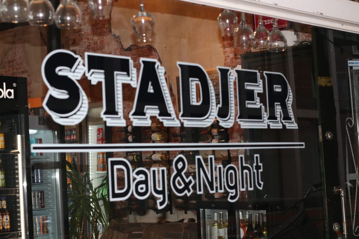 Stadjer Day & Night, undefined