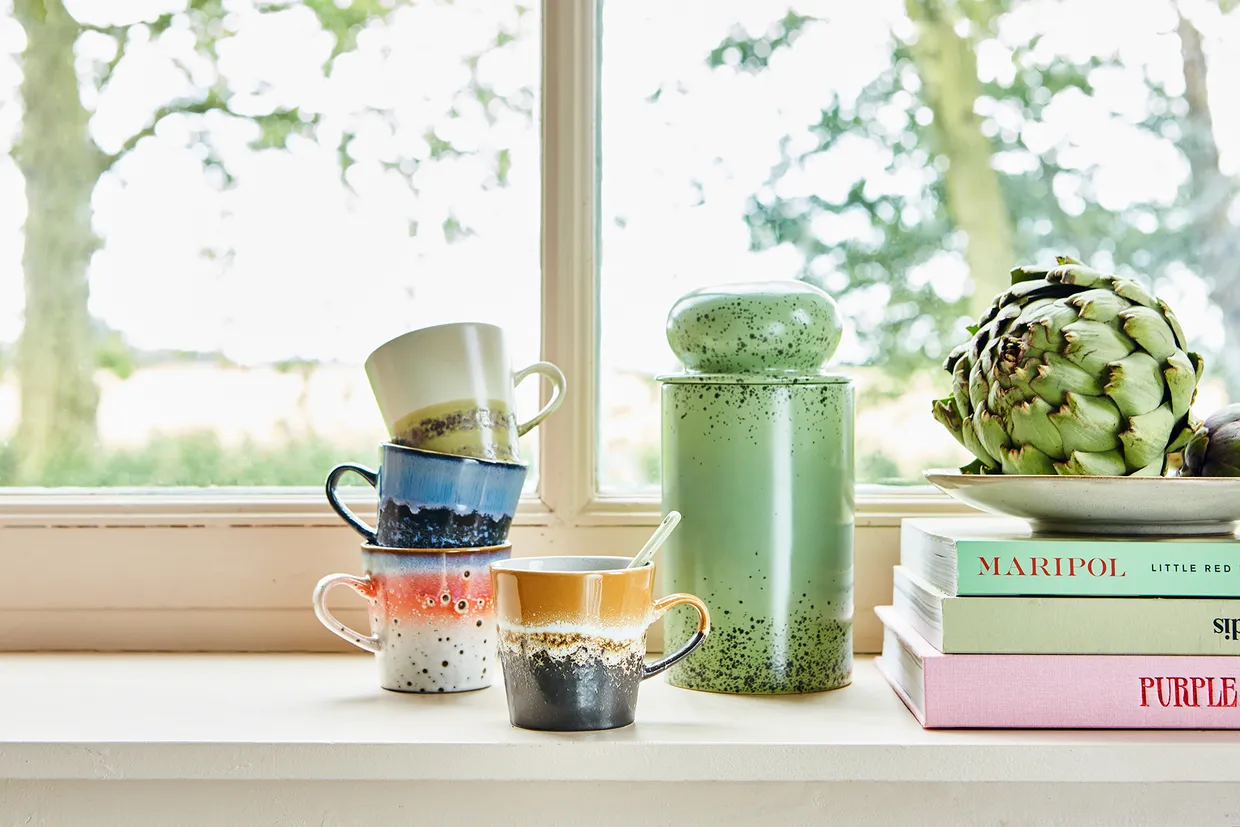 70s ceramics: storage jar, kiwi