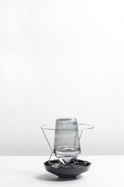 Hidden Vase - Small Frame - Grey