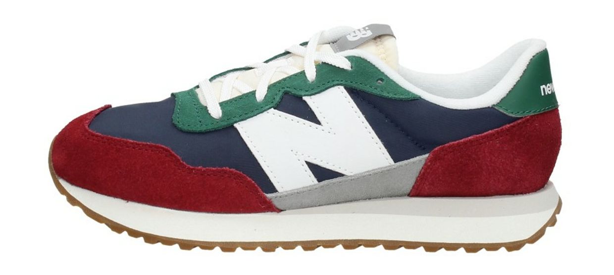 237 bij Schuurman Schoenen op op Warenhuis Groningen