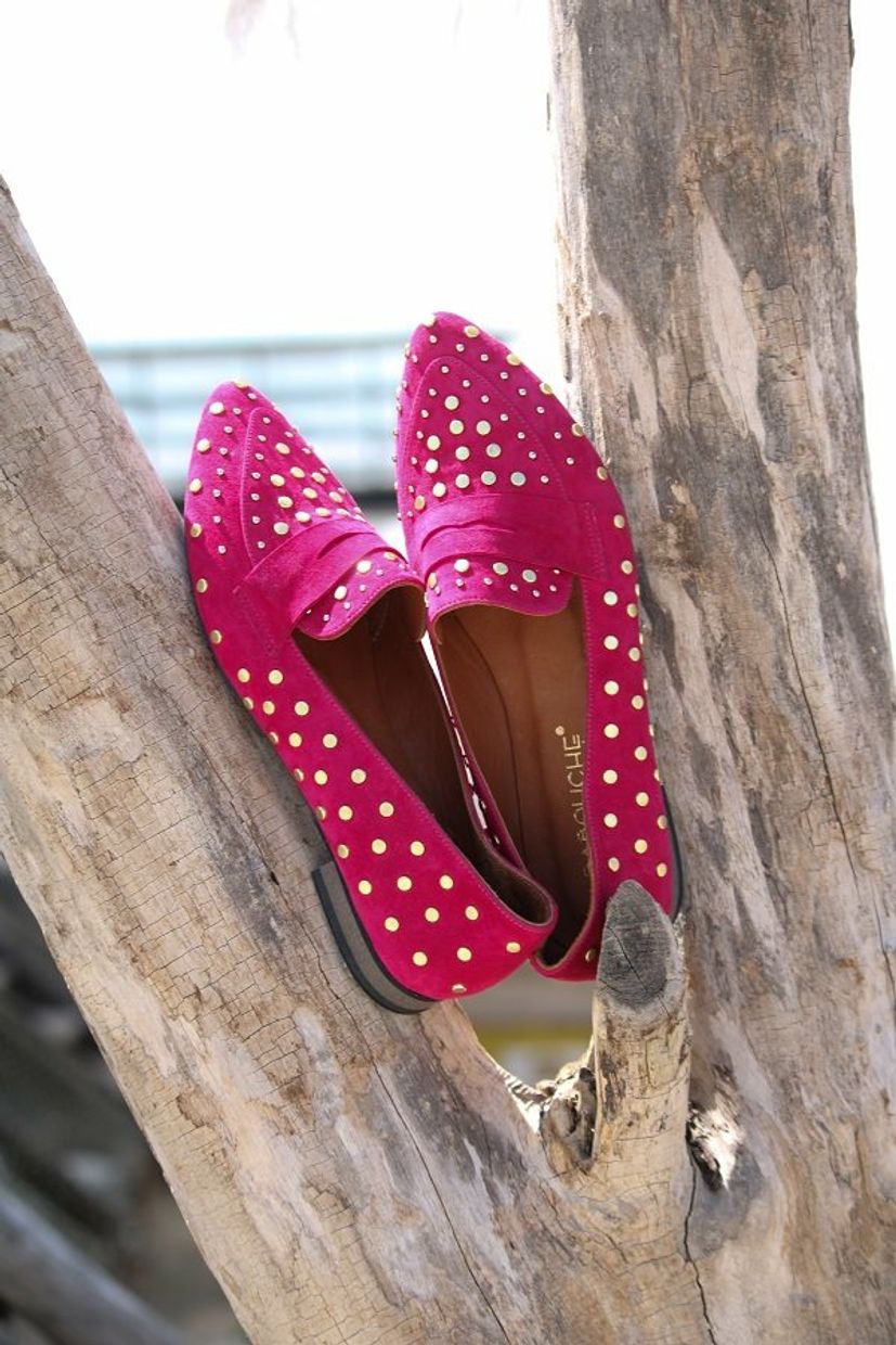 Edgy studs loafer fuchsia