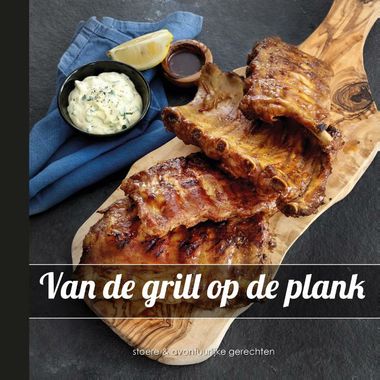 Van de grill op de plank