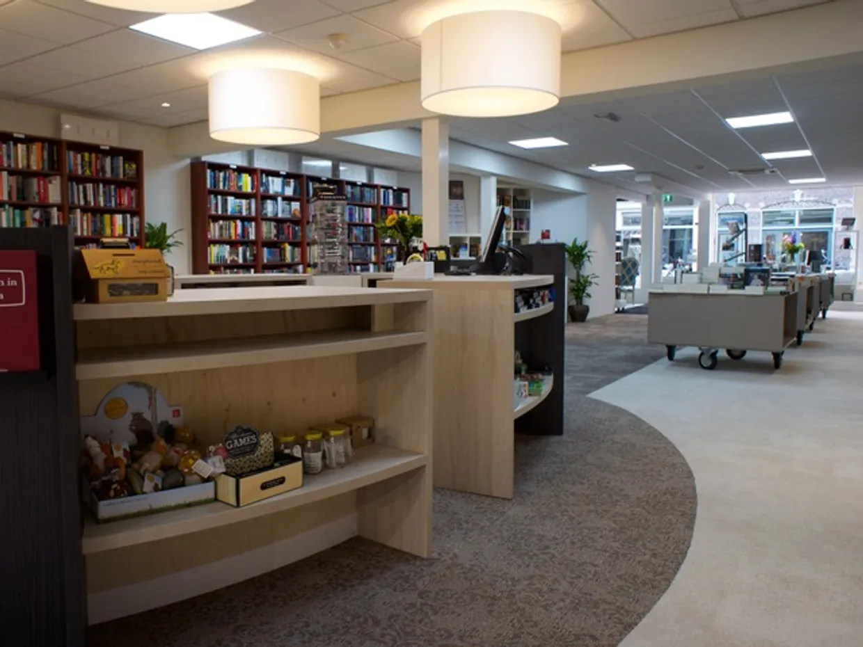 Boekhandel Verkaaik, Interior