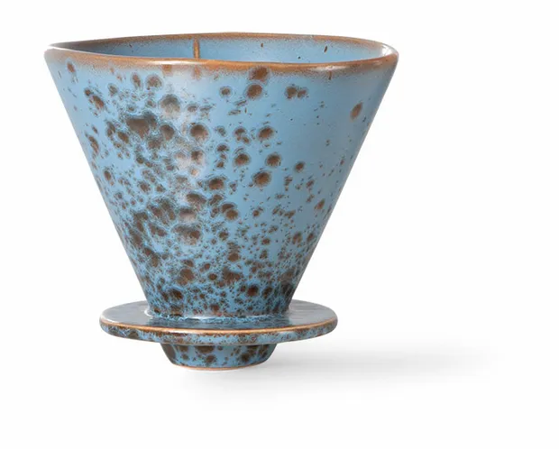 70s ceramics: coffee filter, berry