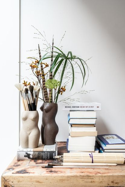Vaas Doiy Body Vase Female wit/beige
