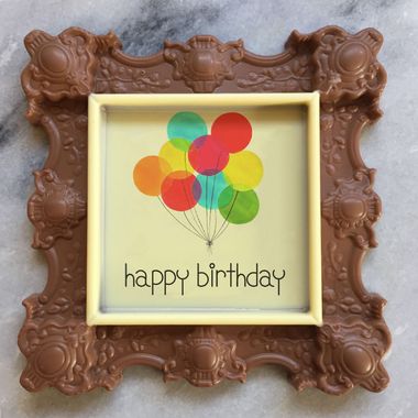 Chocolade fotolijstje “happy birthday”.