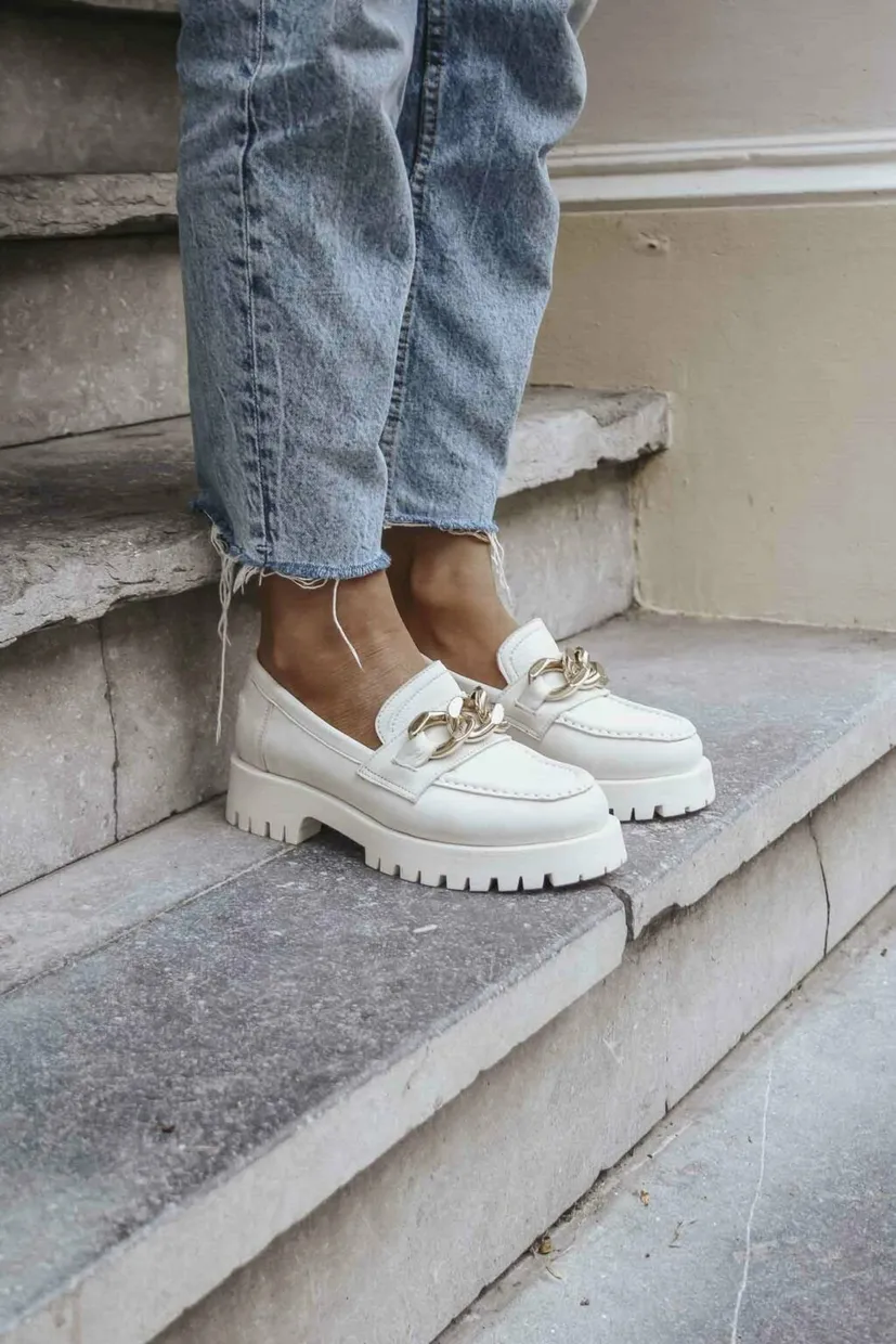 Babouche chain loafer offwhite