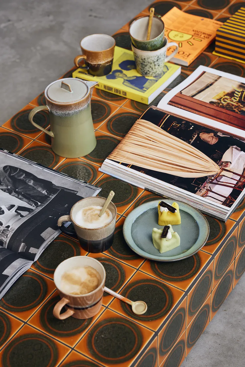 70s ceramics: cappuccino mug, rock