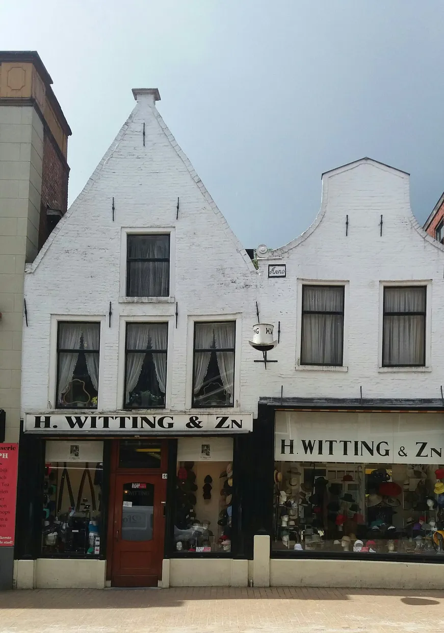 H. Witting & Zoon, Exterior