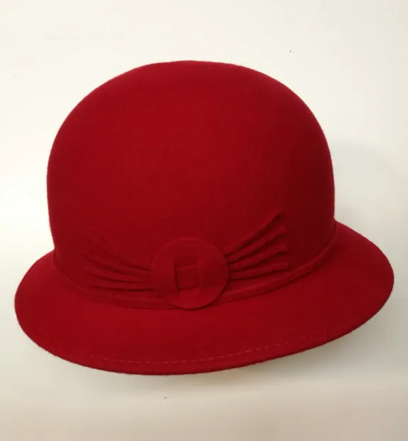 Rode cloche hoed