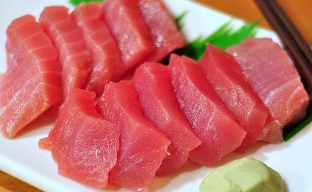 Verse tonijn sashimi.
