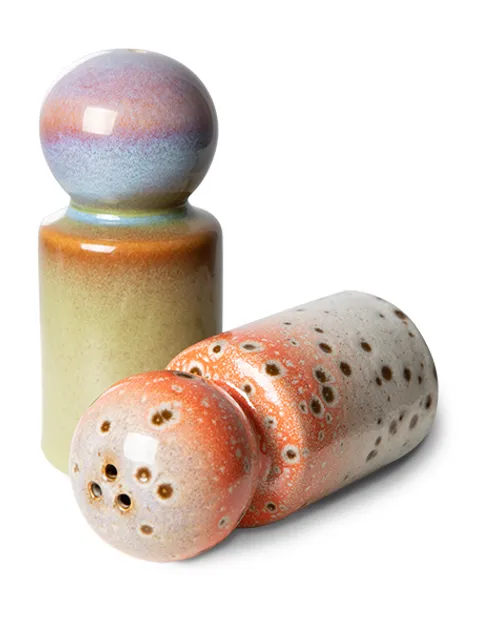 70s ceramics: pepper & salt jar, asteroids/peat