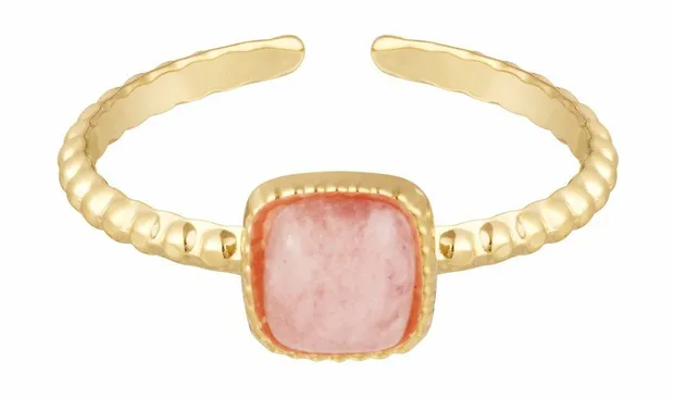 Ring met vierkante steen roze