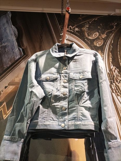 jane jacket