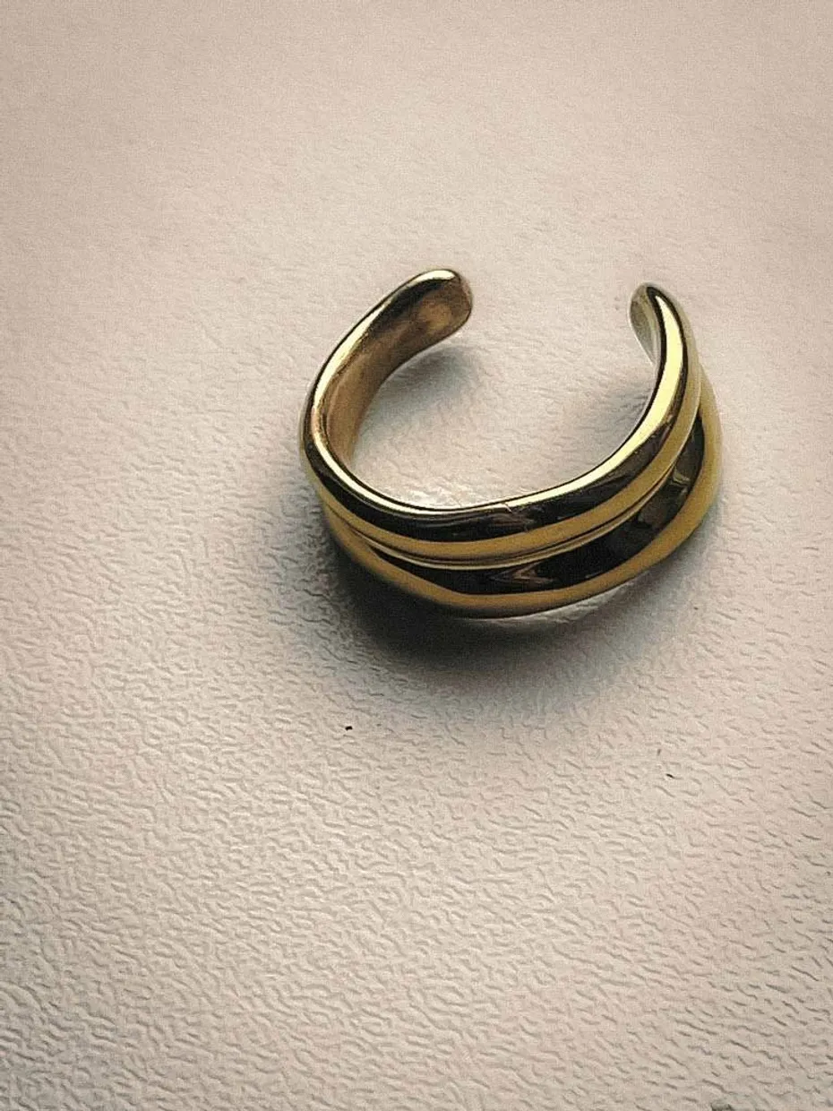 Double trouble ring gold