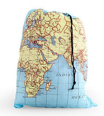 Reiswaszak World Map Laundry Bag  | Kikkerland