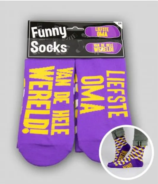 funny socks "LIEFSTE OMA VAN DE HELE WERELD"