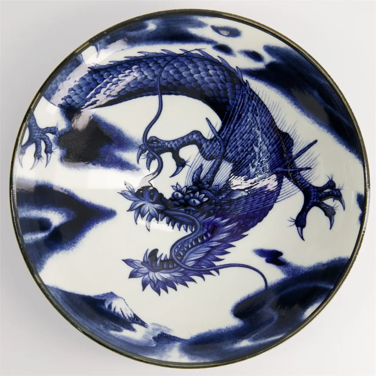 Menbachi Kom Dragon  – Japonism – 25,2 × 7,7 cm