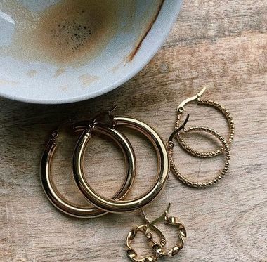 Chunky round hoops gold