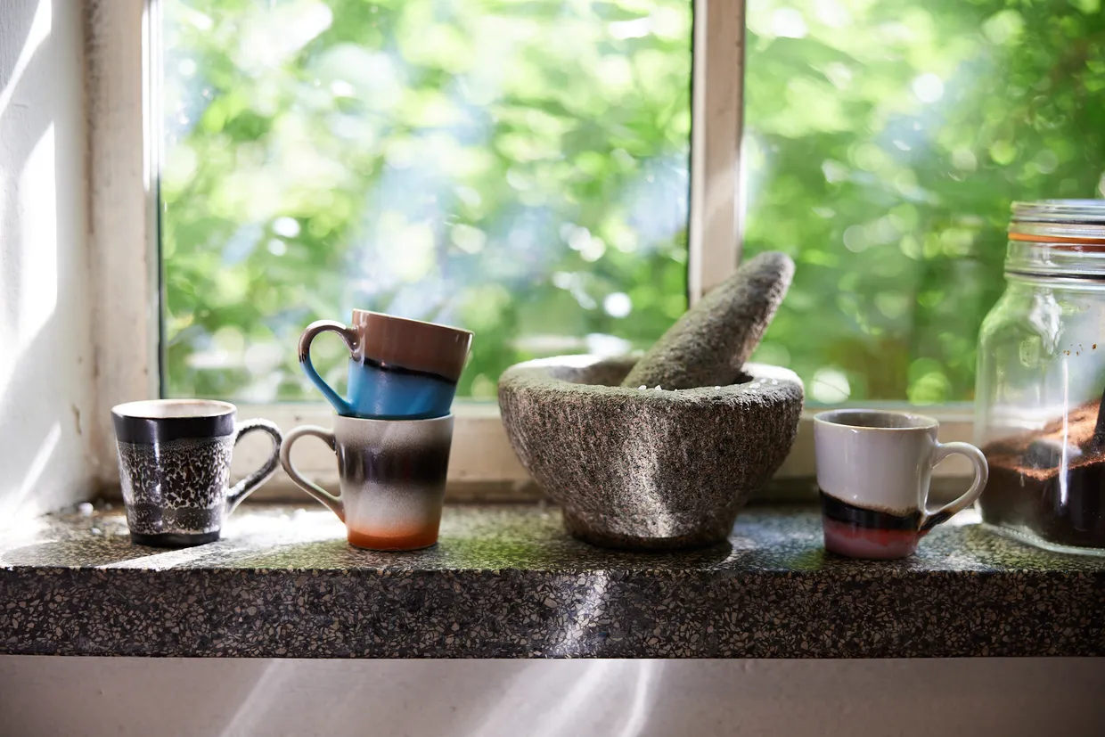 70s ceramics: espresso mugs, Funky (set of 4)