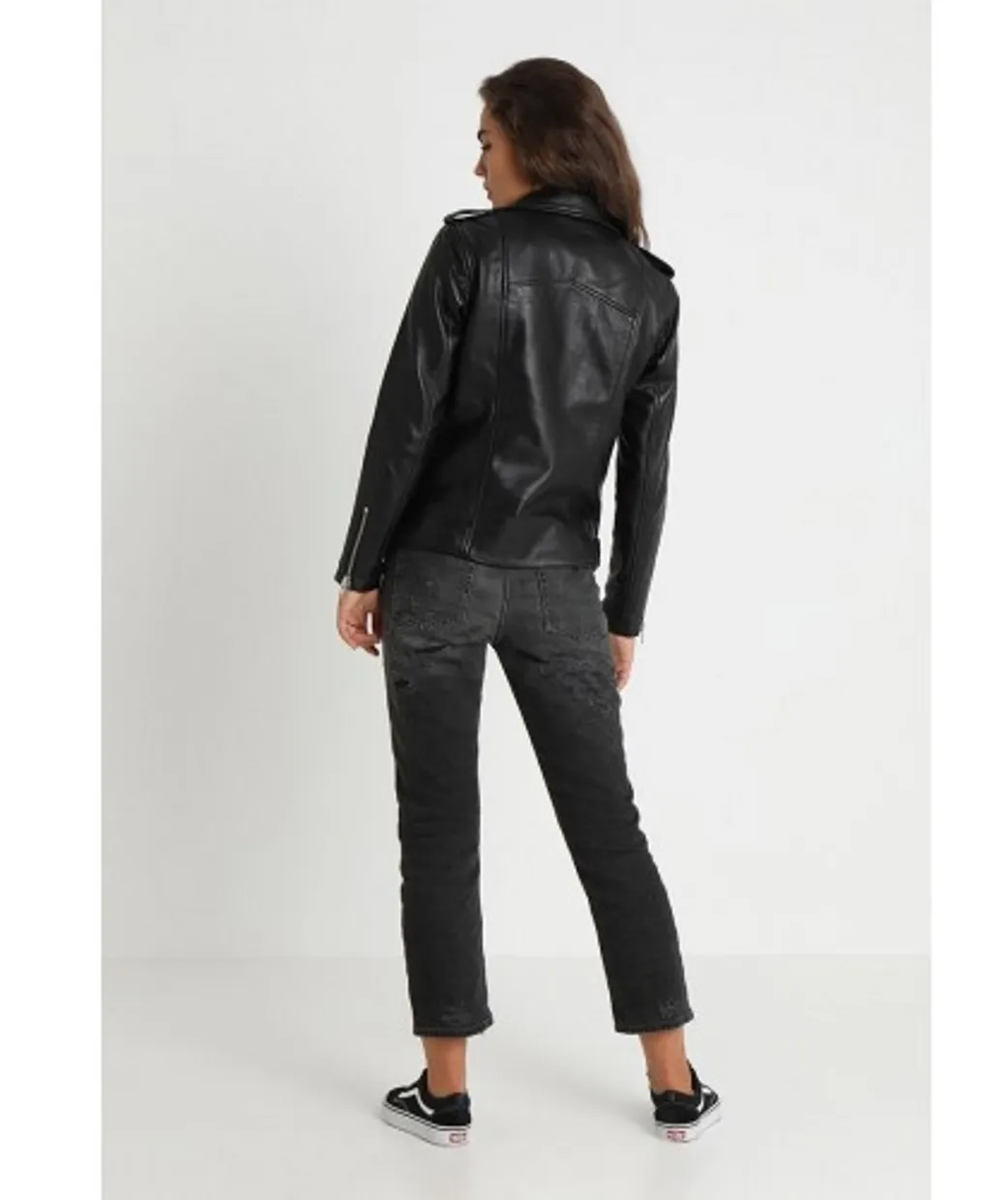 YASXenia leather jacket Black